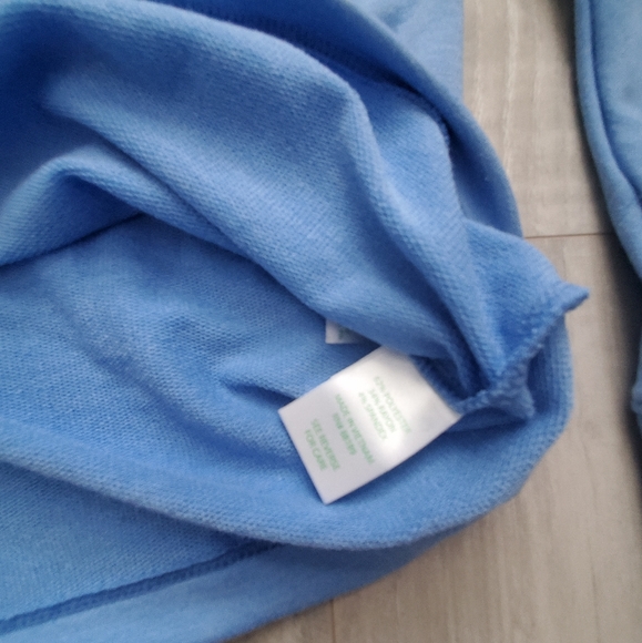 NWOT Lilly Pulitzer Sheera Off the Shoulder Blue Top (small) - Picture 4 of 8